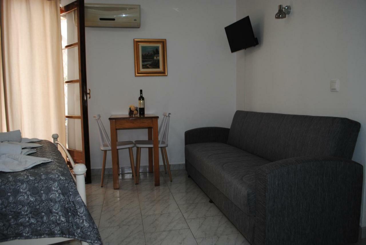 Studios Loukia Kokkari Extérieur photo